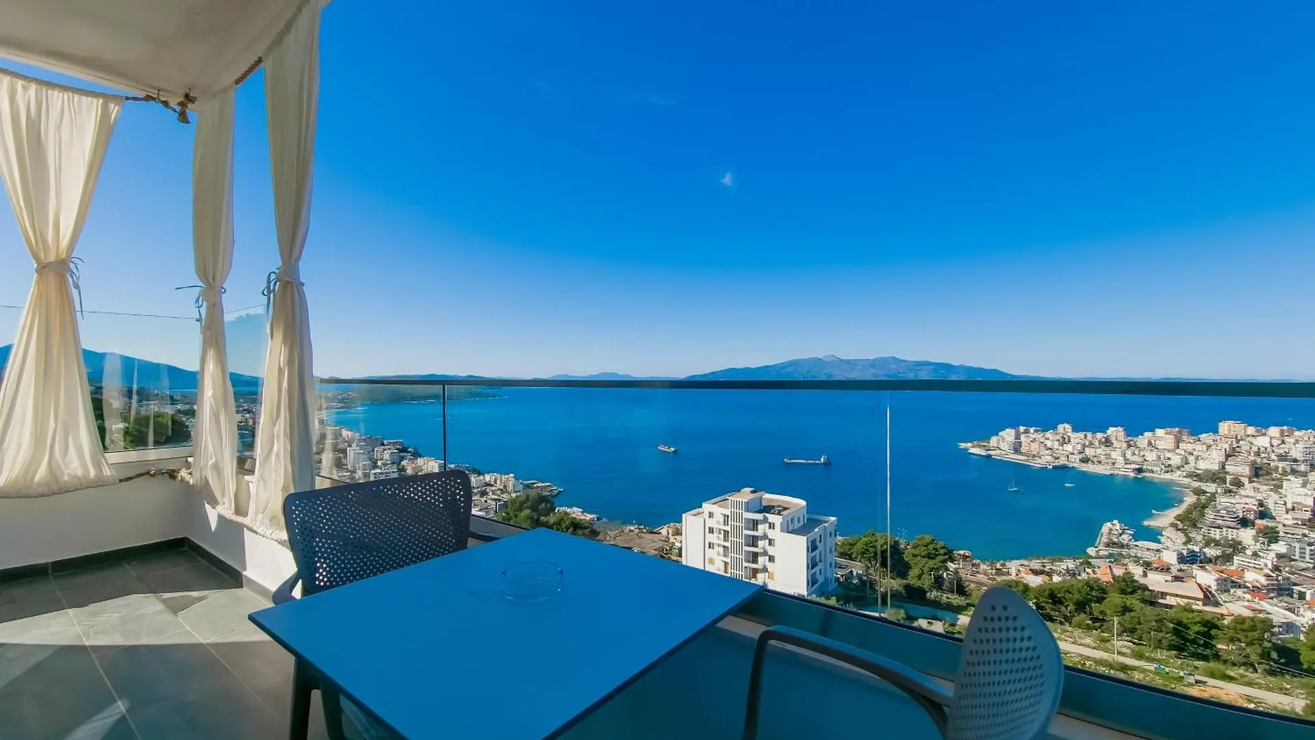 Sunset Shoreline Saranda - Sea View - Free Private Parking - Pool אלבניה
