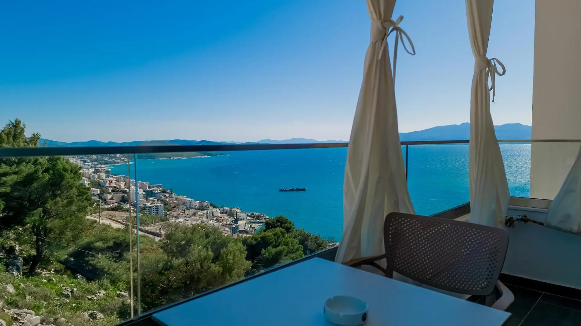 Hotel Sunset Shoreline Saranda - Sea View - Free Private Parking - Pool